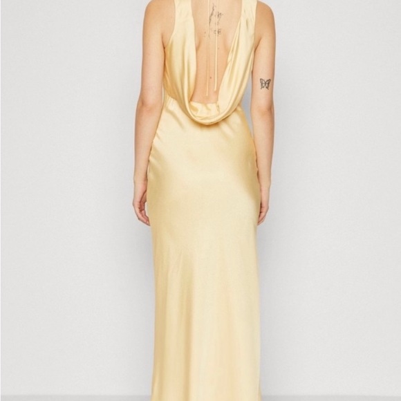 Abercrombie & Fitch Light Yellow Maxi Dress - Picture 4 of 5